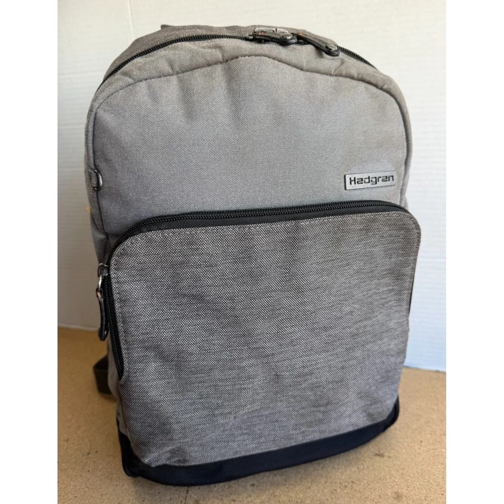 Hedgren Backpack Laptop Bag Gray Link Hook Up 15.5